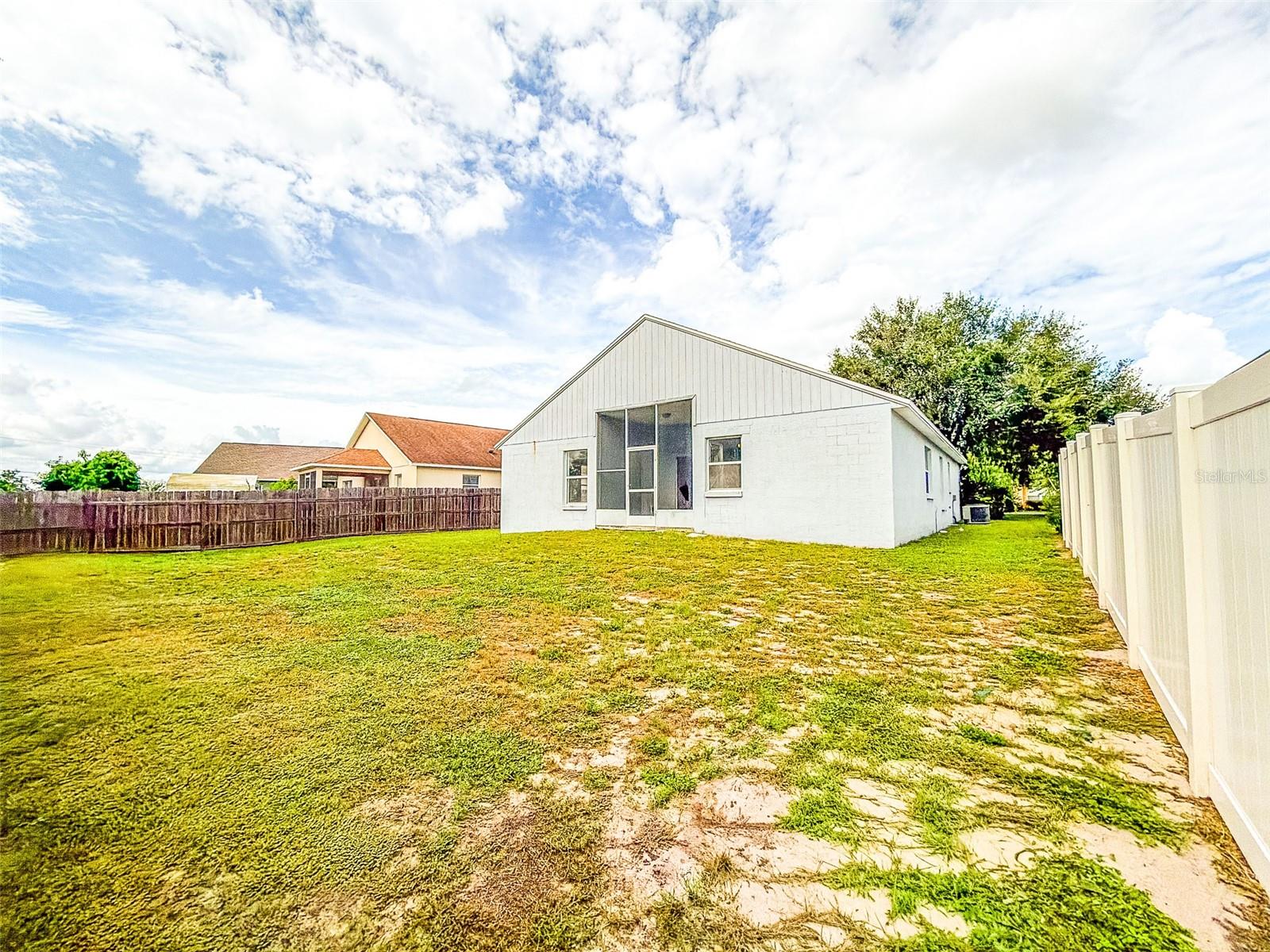 183 OSPREY HEIGHTS DR