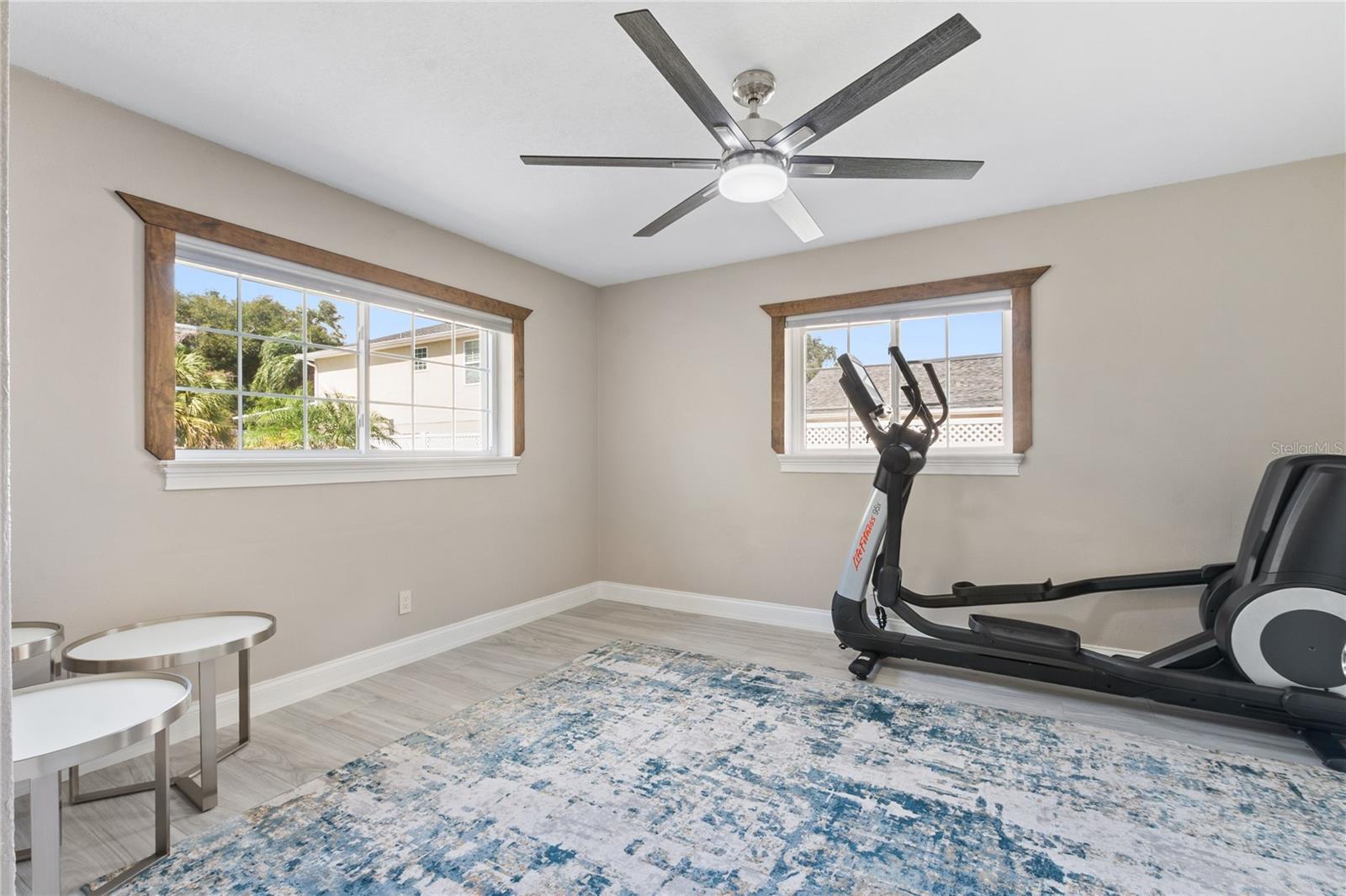 1010 EDGEWATER DR
