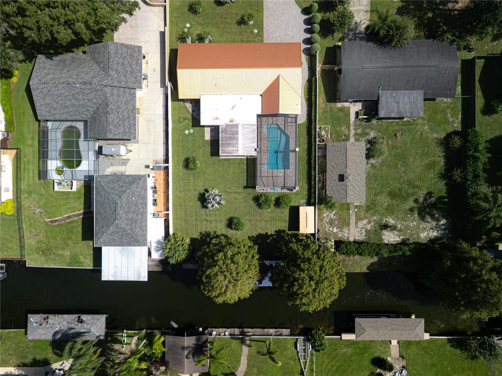 1010 EDGEWATER DR