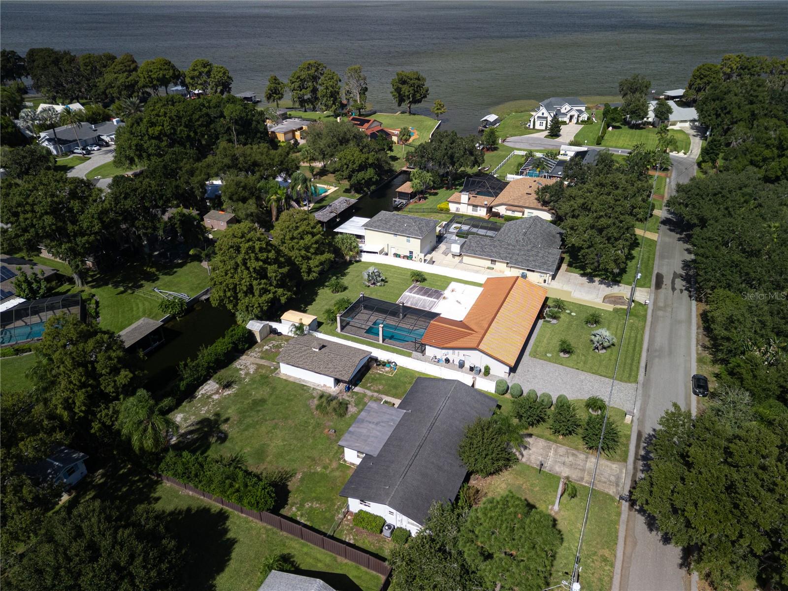 1010 EDGEWATER DR