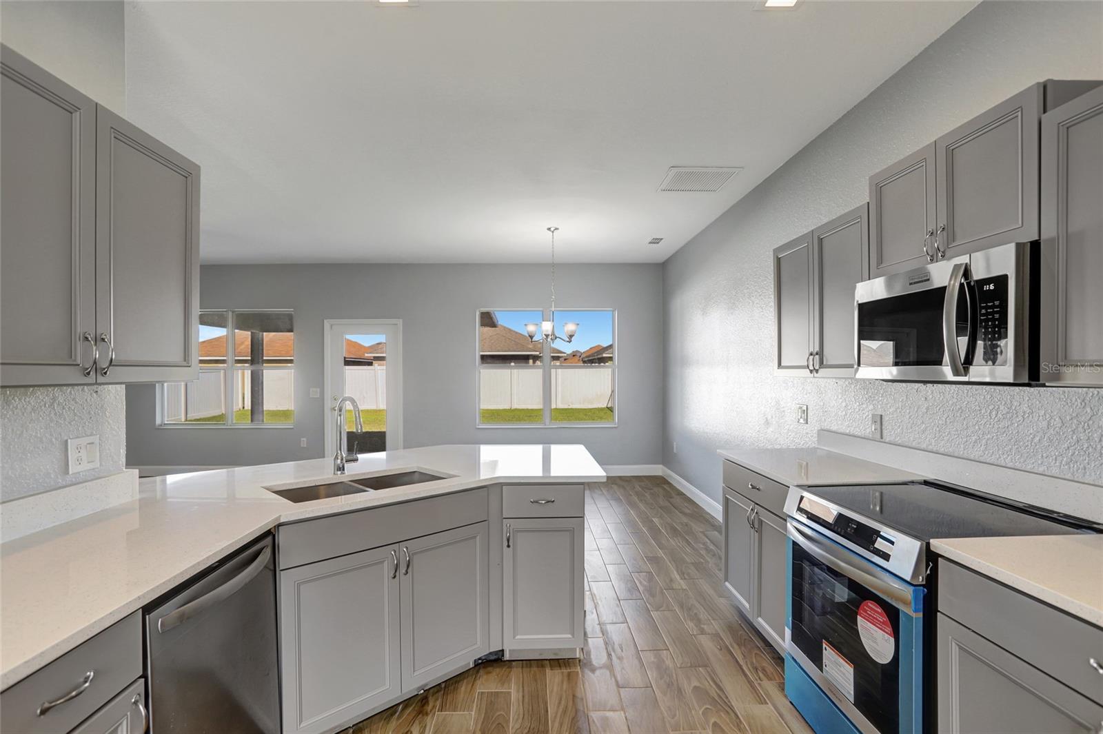 1163 MYOPIA HUNT CLUB DRIVE