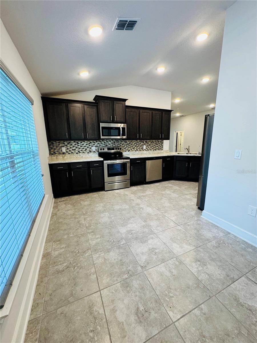 240 KRENSON BAY LOOP