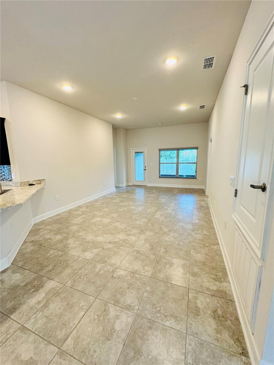 240 KRENSON BAY LOOP