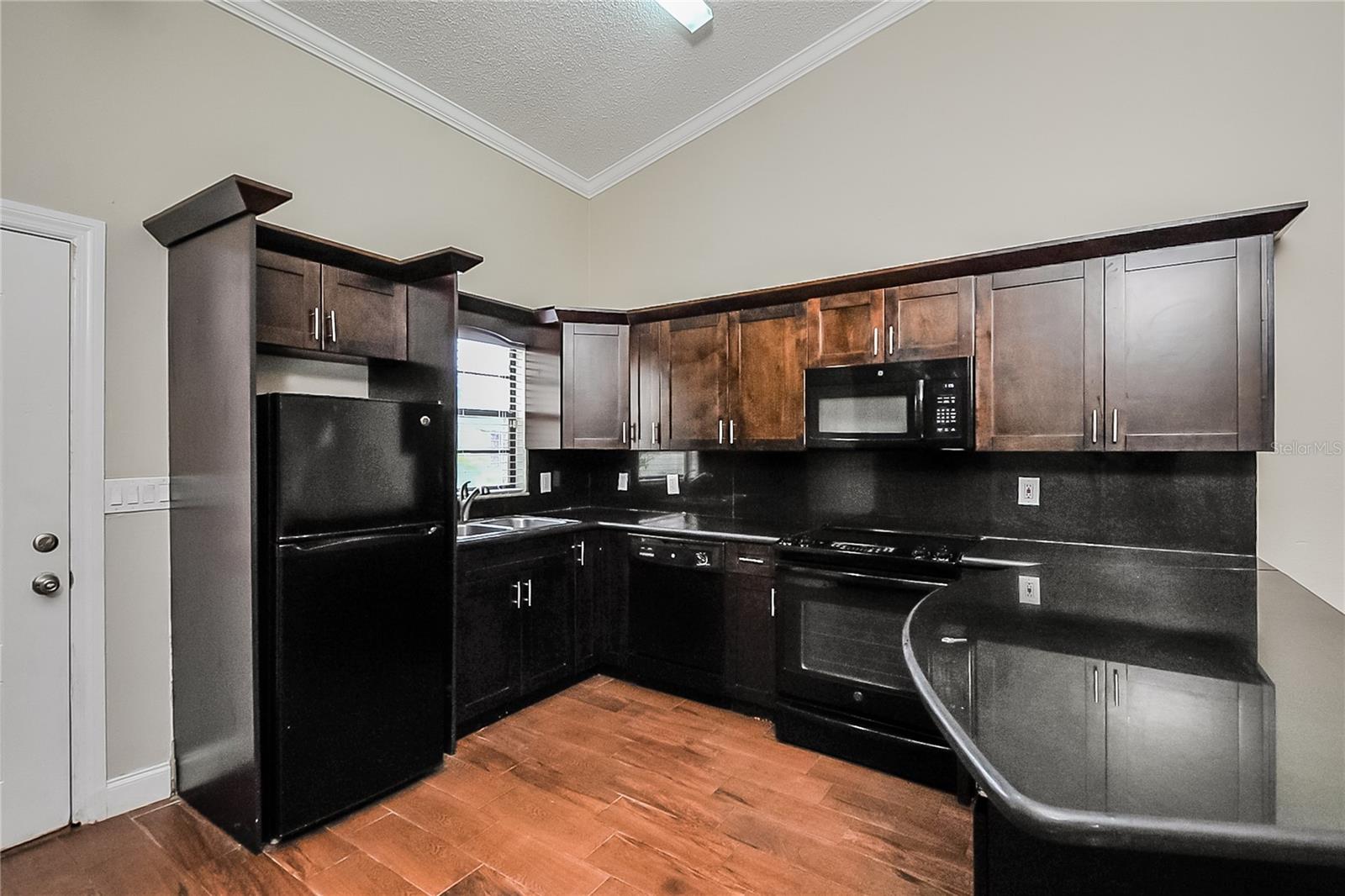 3345 TIMBERLINE RD W