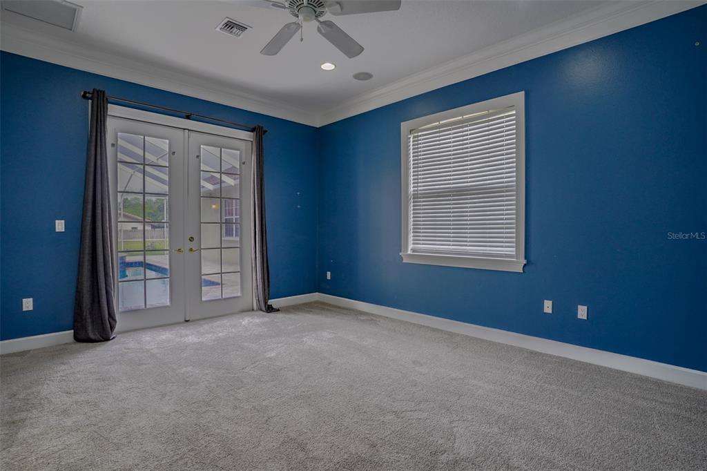 769 N LAKESHORE BLVD