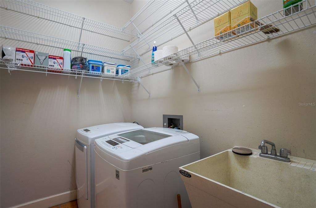 769 N LAKESHORE BLVD