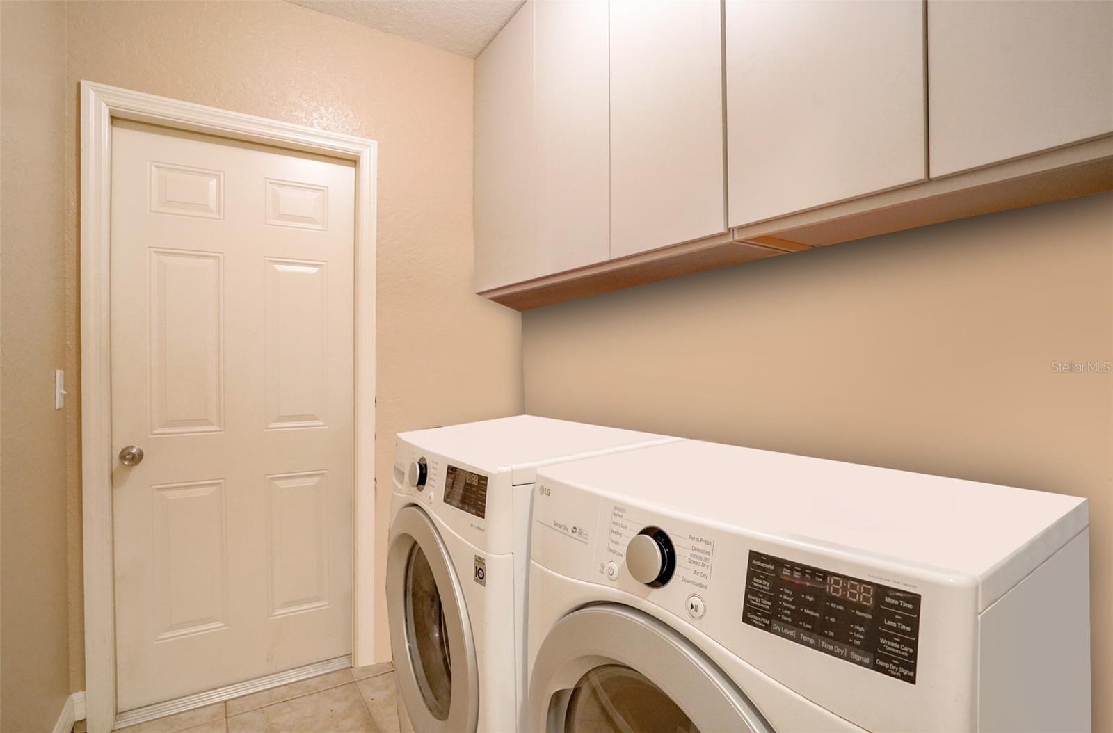 309 MAJESTIC GARDENS DR