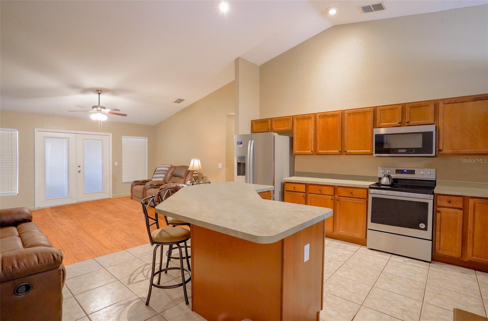 309 MAJESTIC GARDENS DR