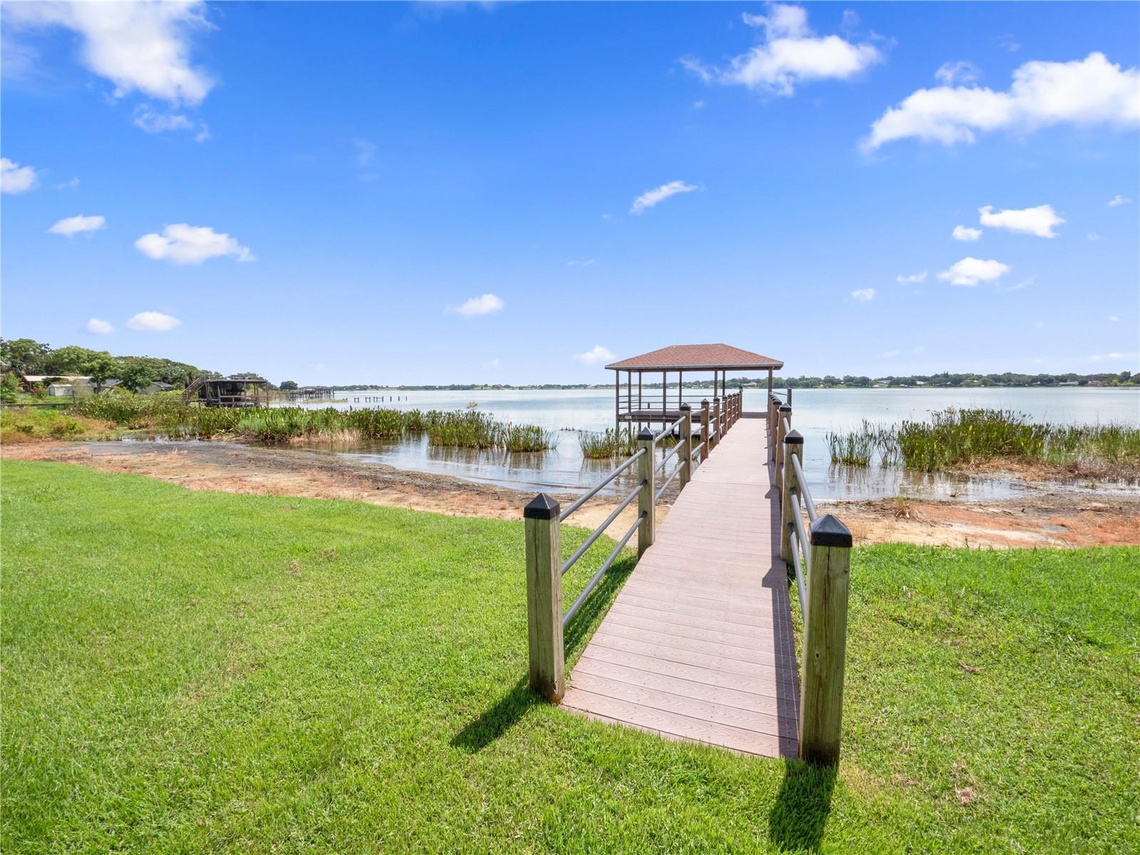 5810 CRYSTAL BEACH RD