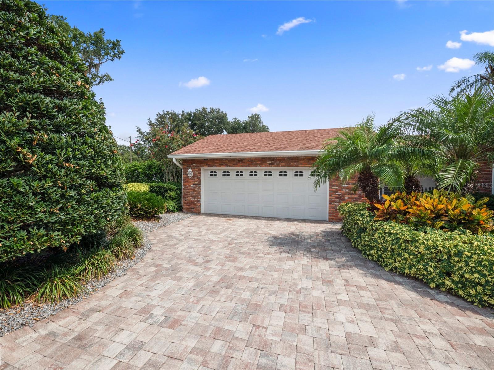 5810 CRYSTAL BEACH RD