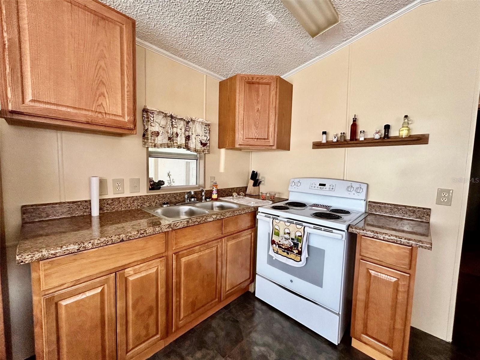 4925 CYPRESS GARDENS RD #77