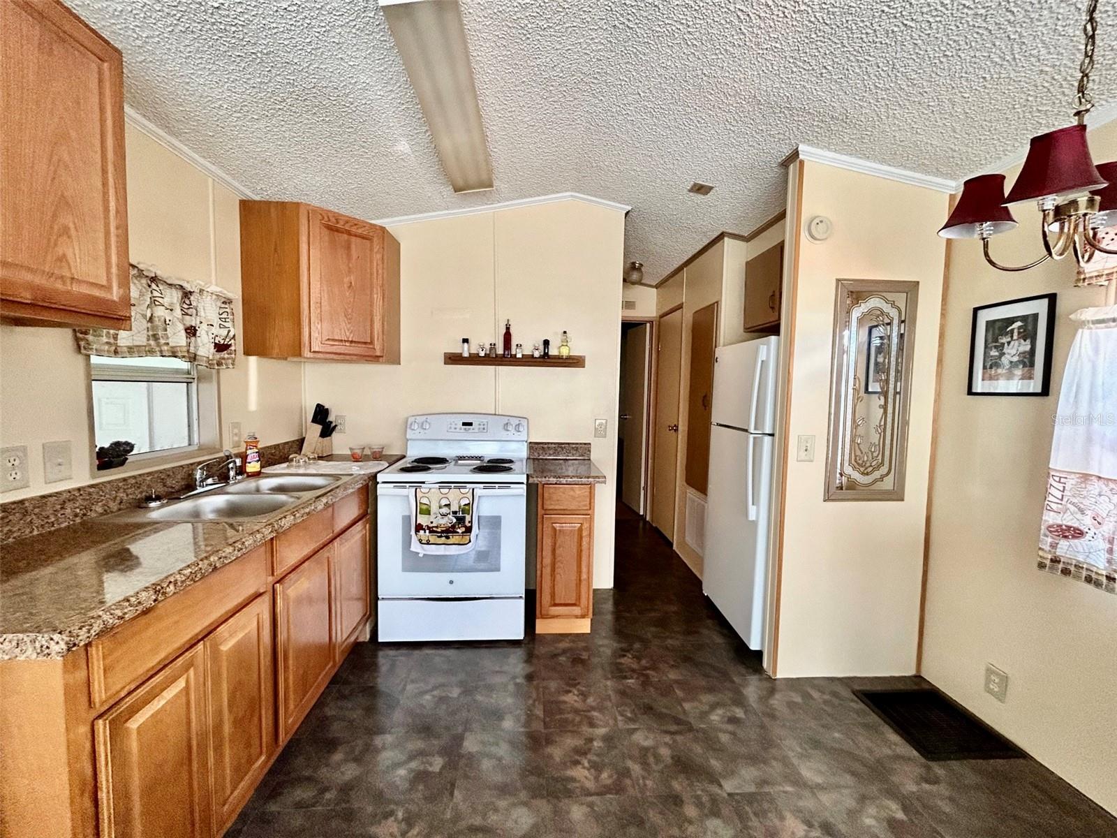 4925 CYPRESS GARDENS RD #77