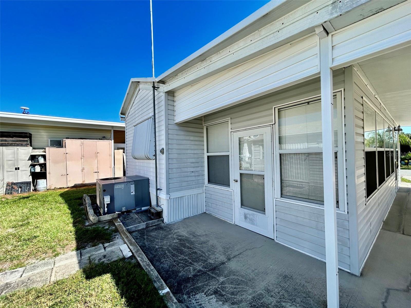 4925 CYPRESS GARDENS RD #77