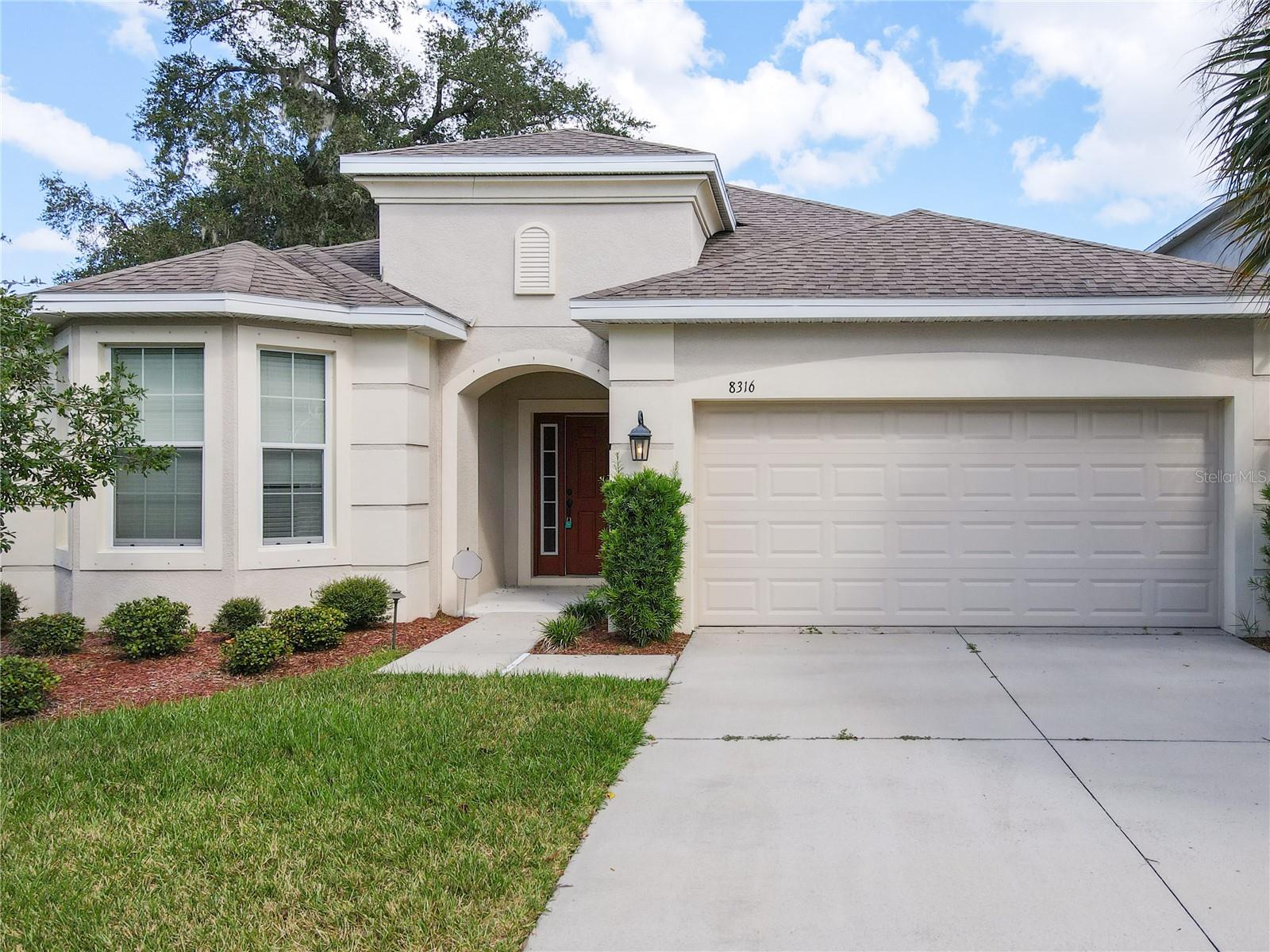 8316 WILLOW BEACH DR