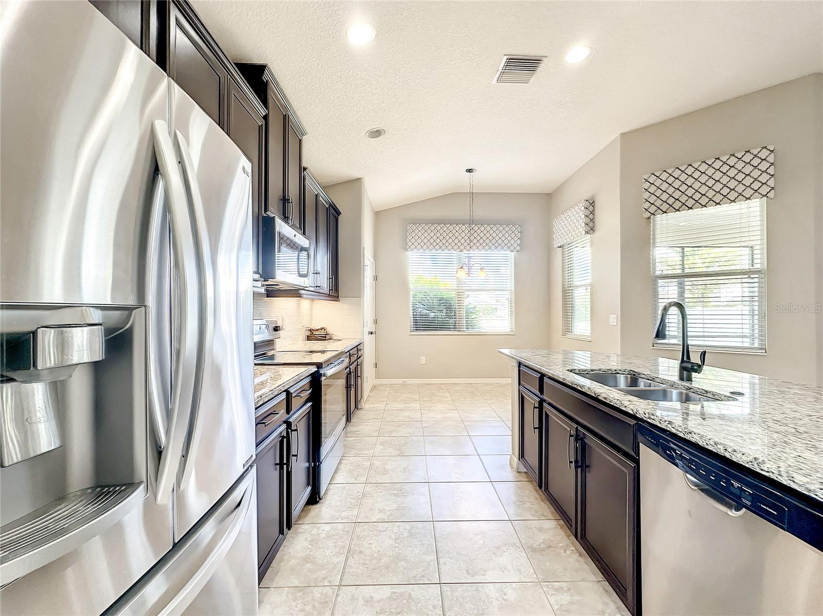 8316 WILLOW BEACH DR