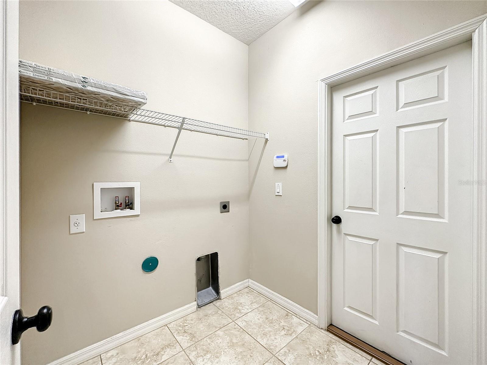 8316 WILLOW BEACH DR