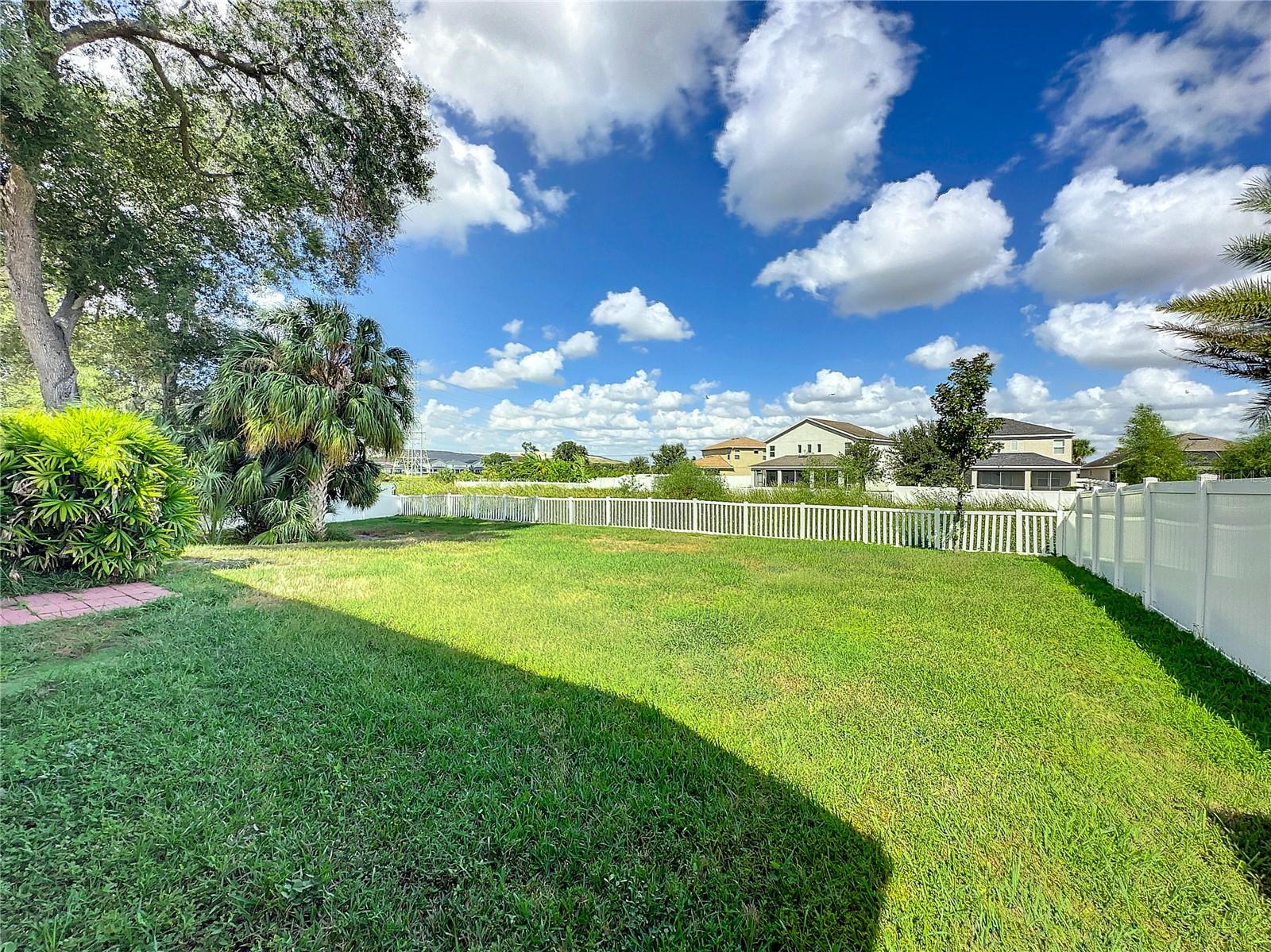 8316 WILLOW BEACH DR