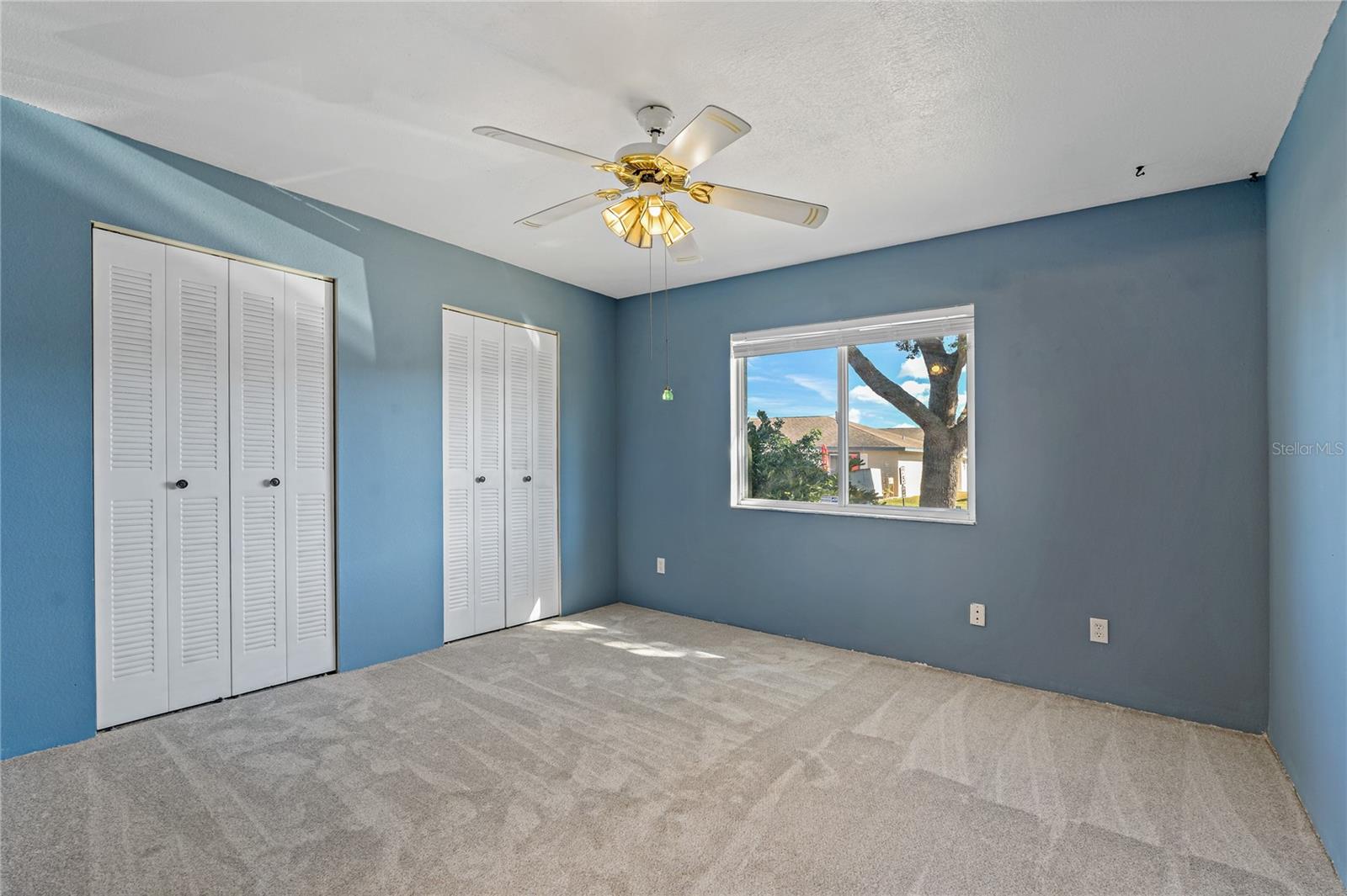 401 WINTER RIDGE BLVD