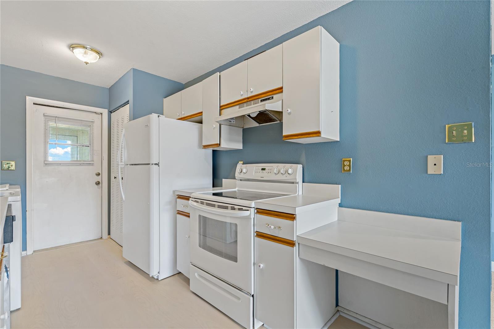 401 WINTER RIDGE BLVD