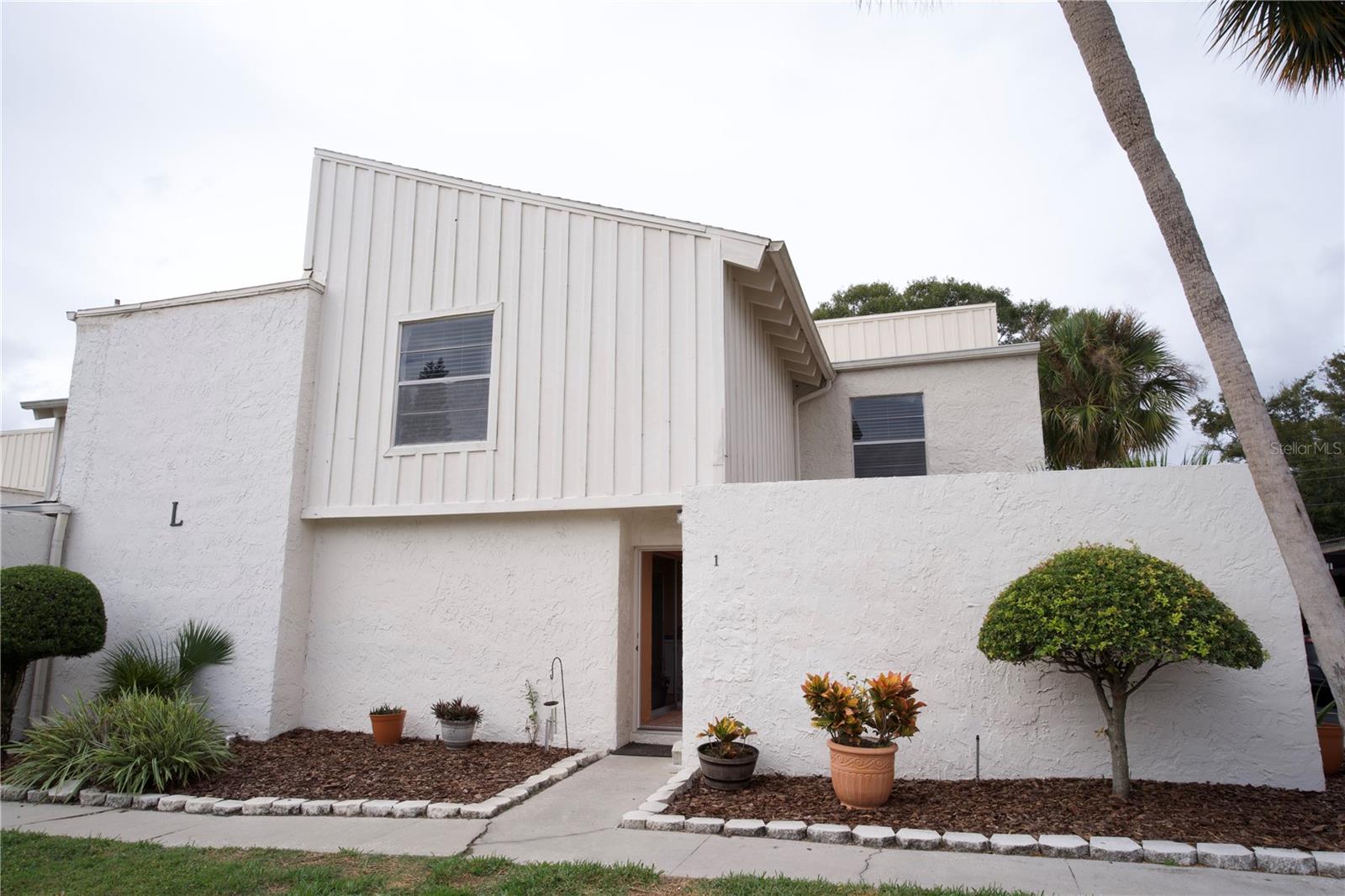 2025 SYLVESTER RD #L1