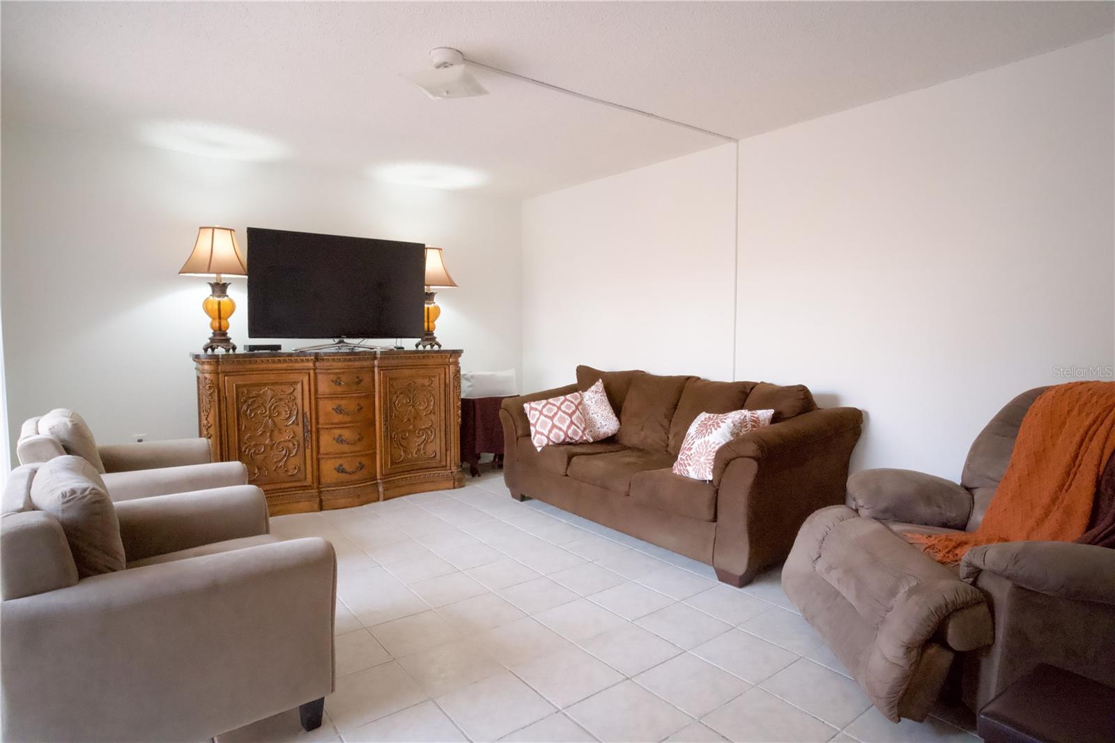 2025 SYLVESTER RD #L1