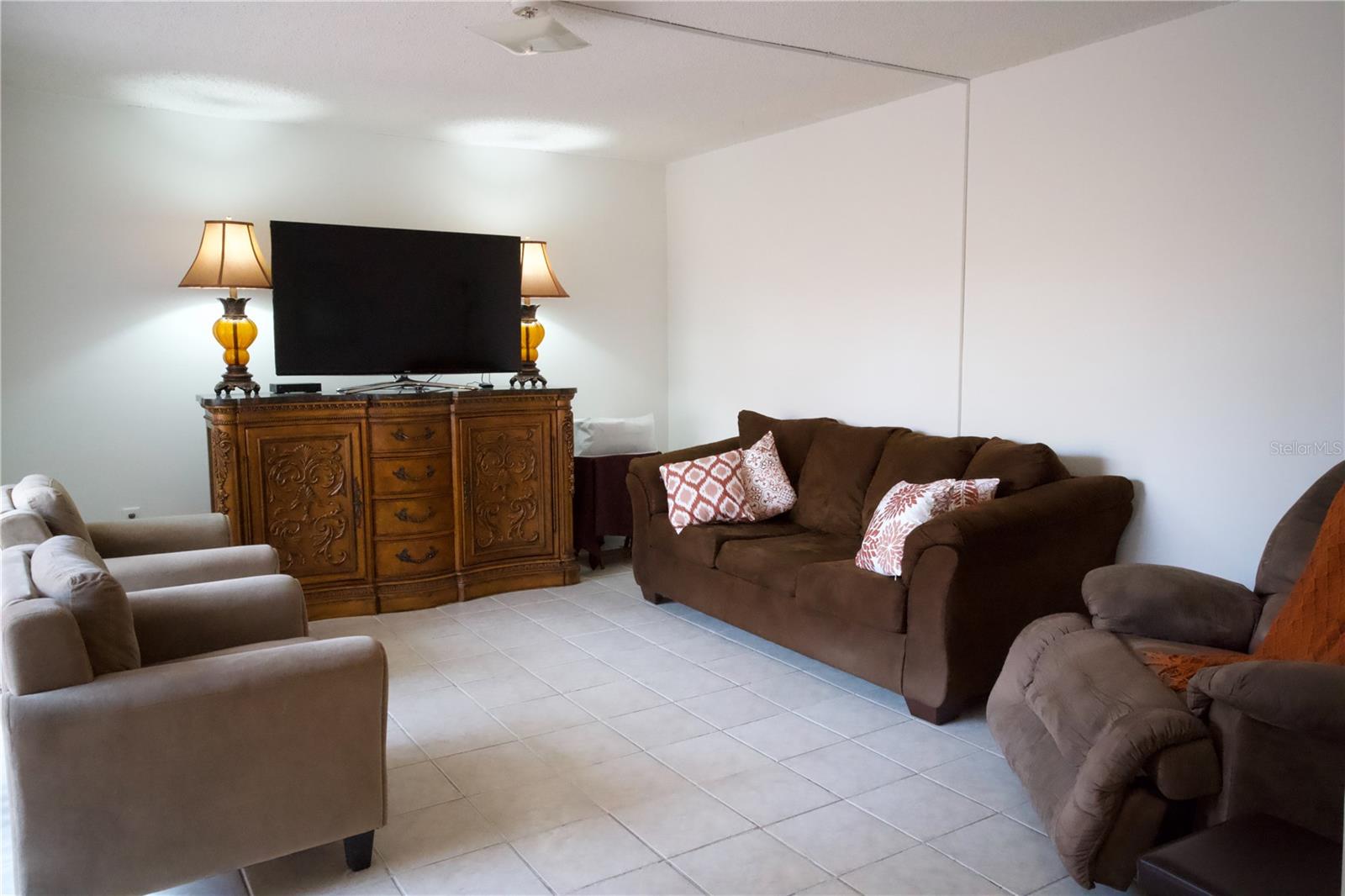 2025 SYLVESTER RD #L1