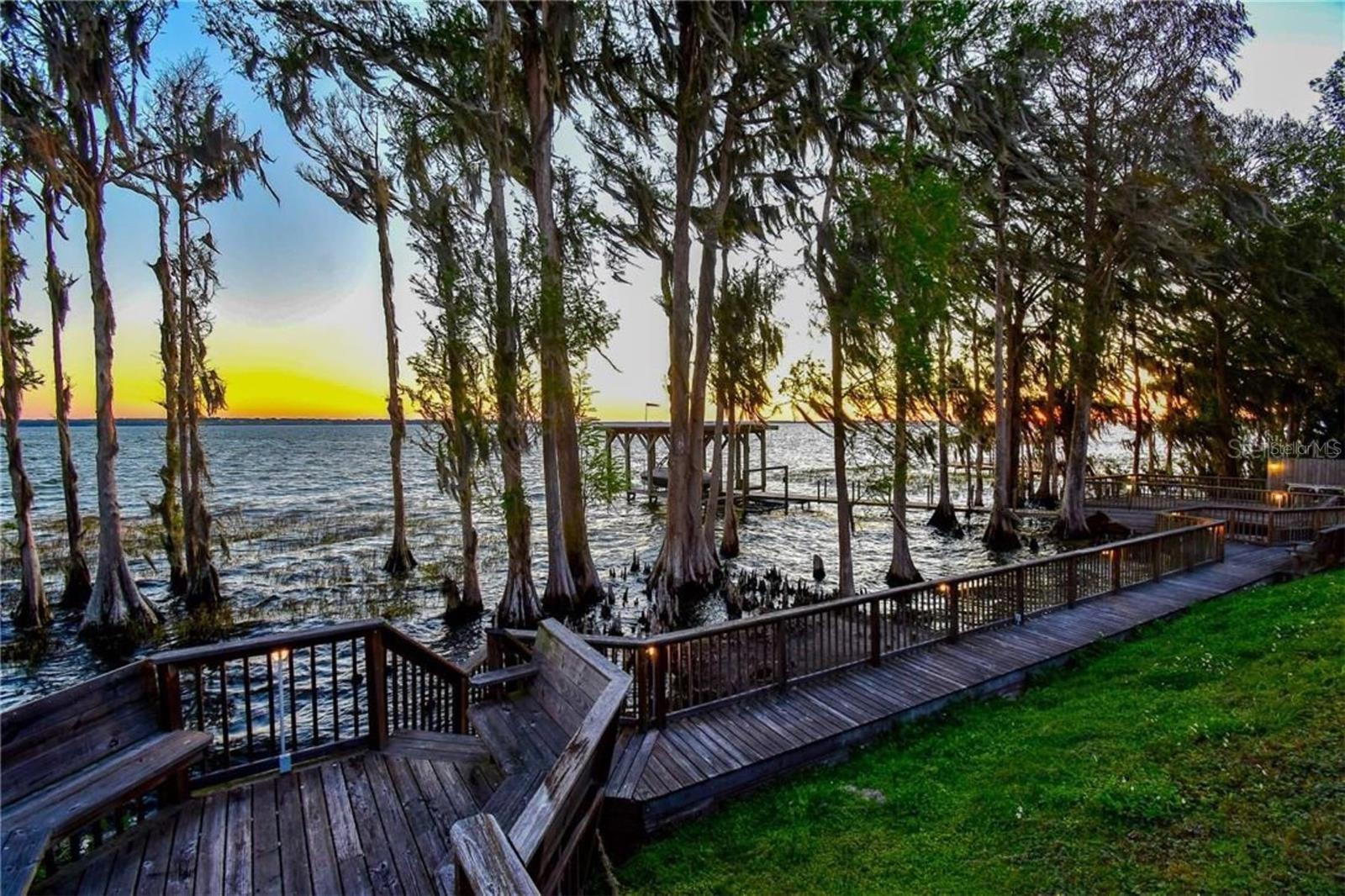 5401 BANANA POINT DR