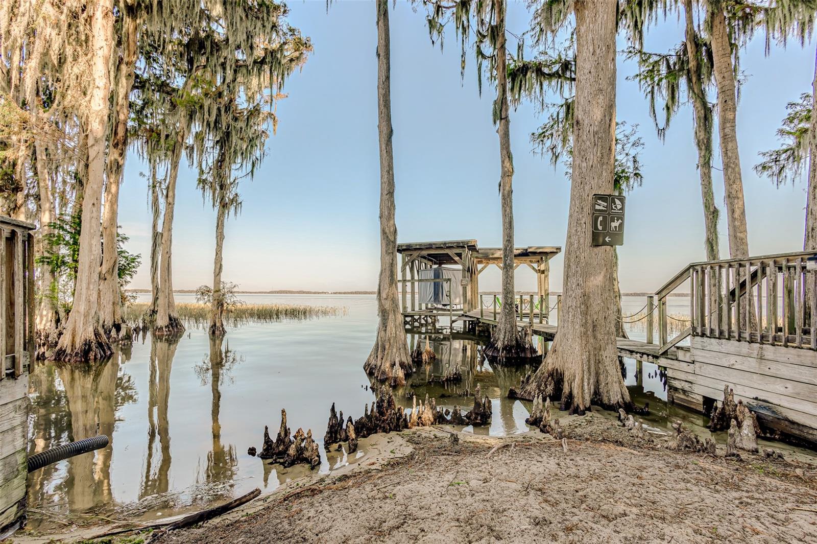 5401 BANANA POINT DR