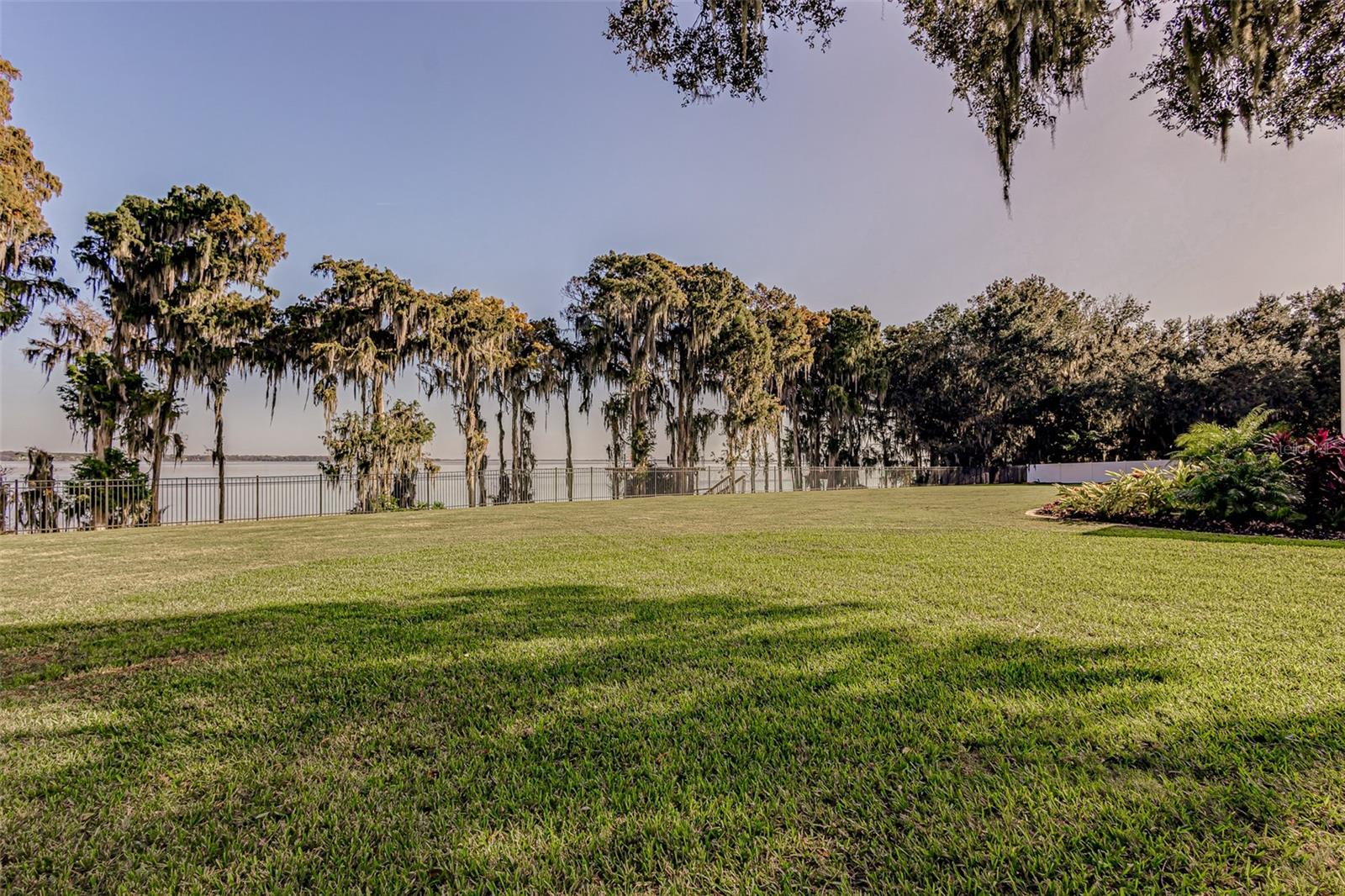 5401 BANANA POINT DR