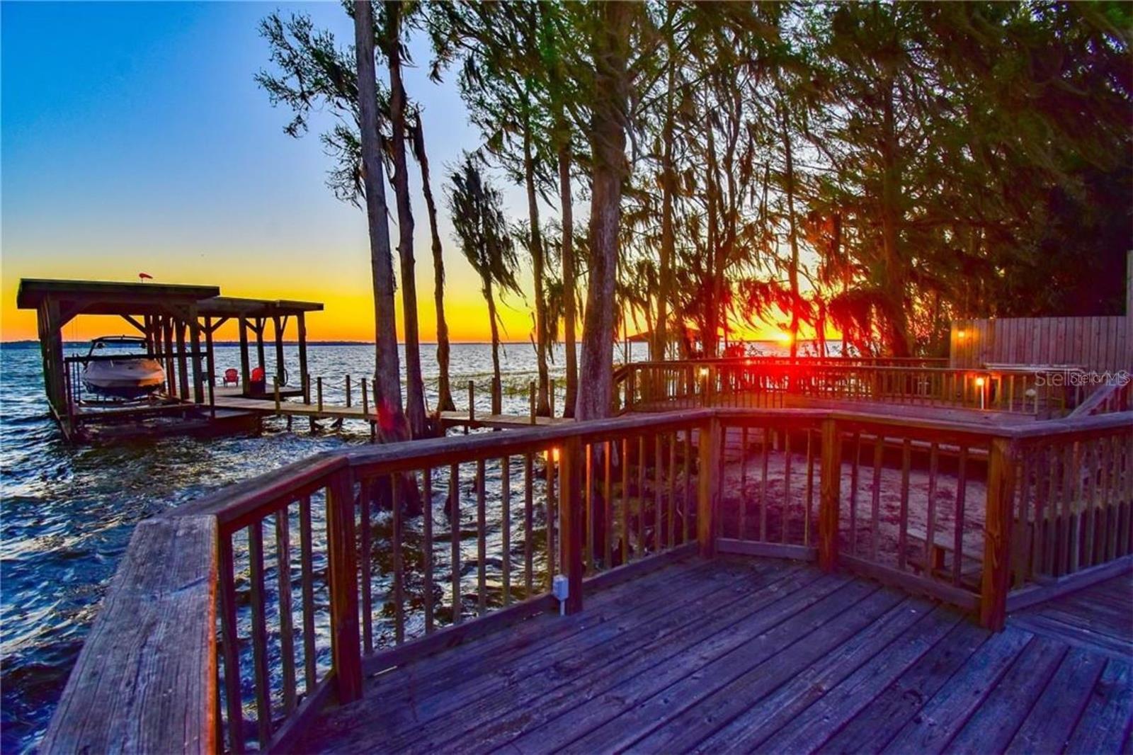 5401 BANANA POINT DR