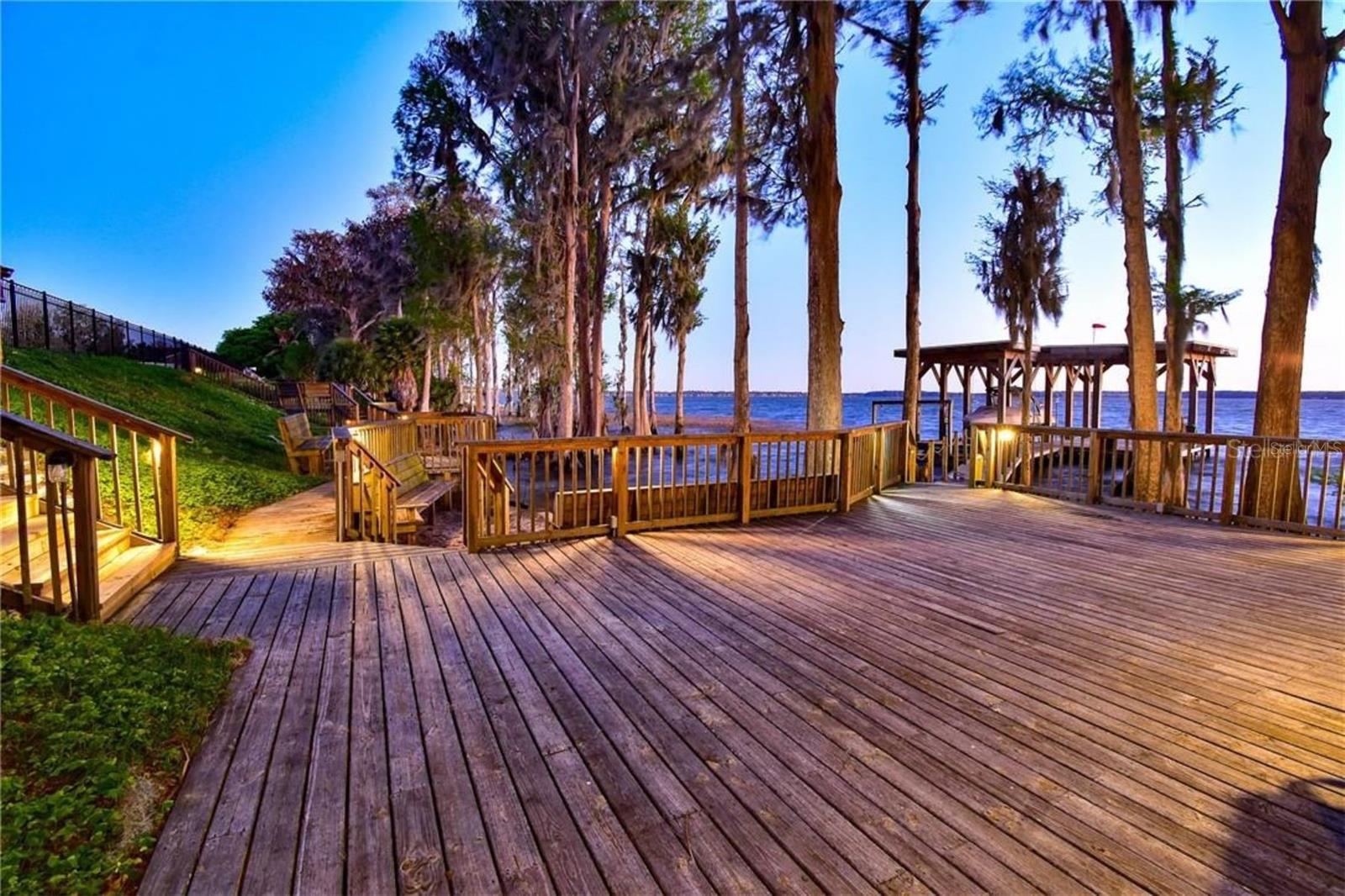 5401 BANANA POINT DR