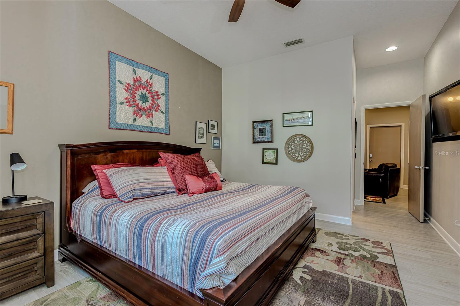 5401 BANANA POINT DR