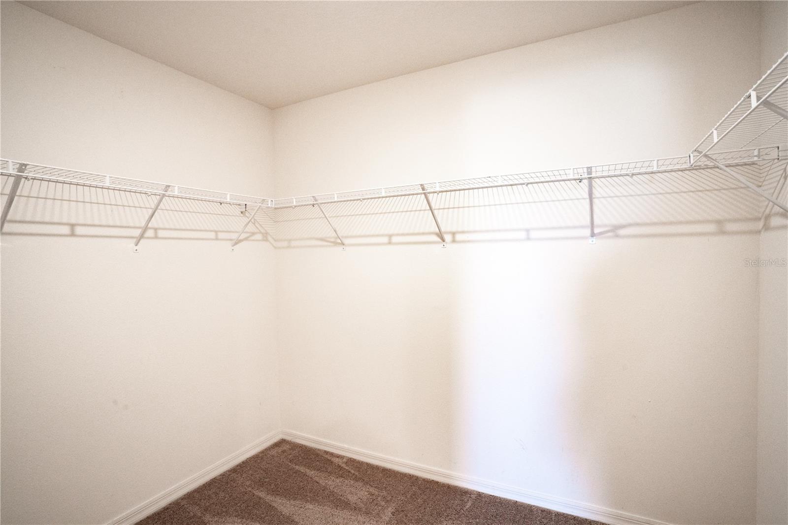 2053 AMBER SWEET CIR