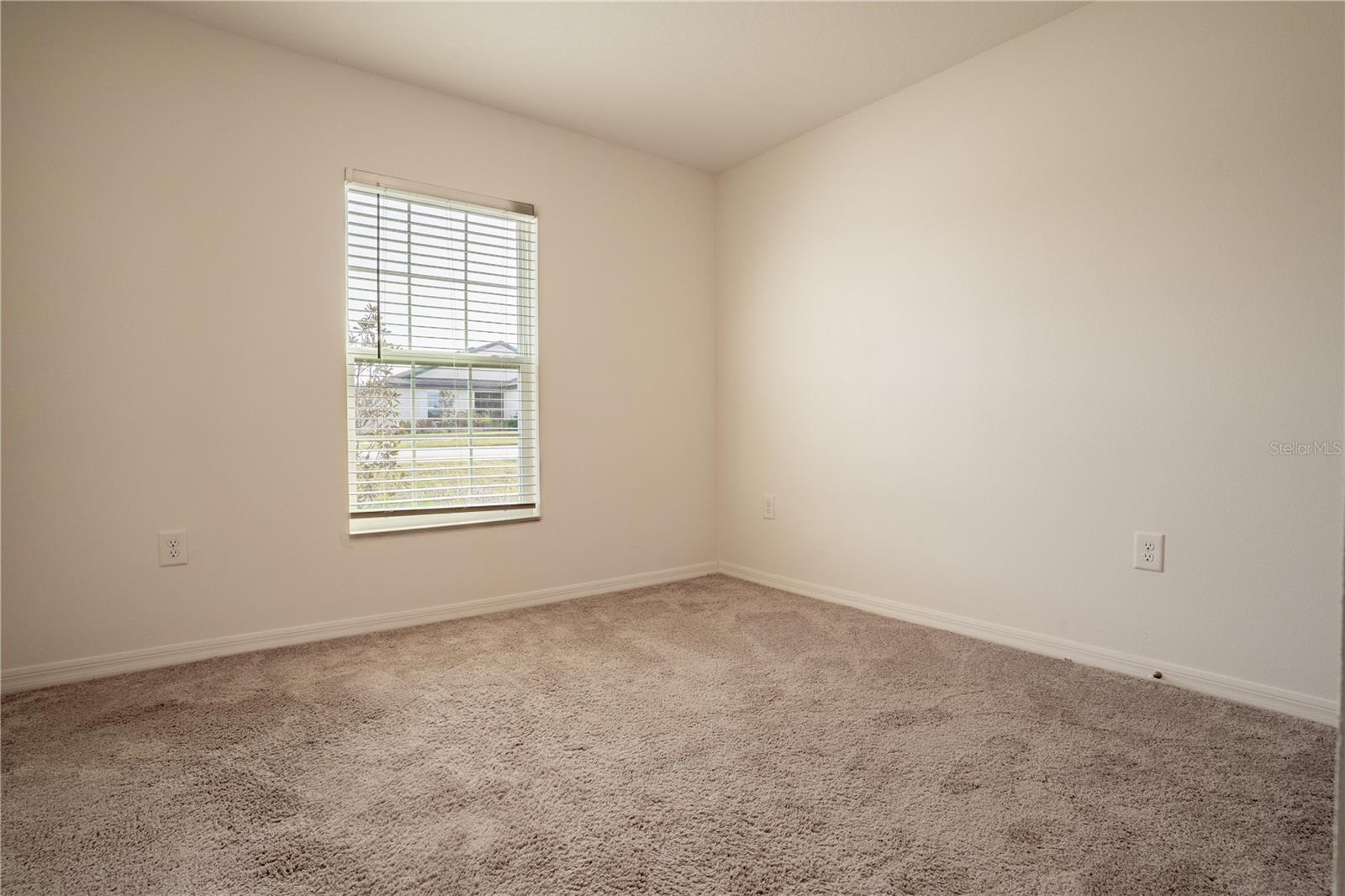 2053 AMBER SWEET CIR