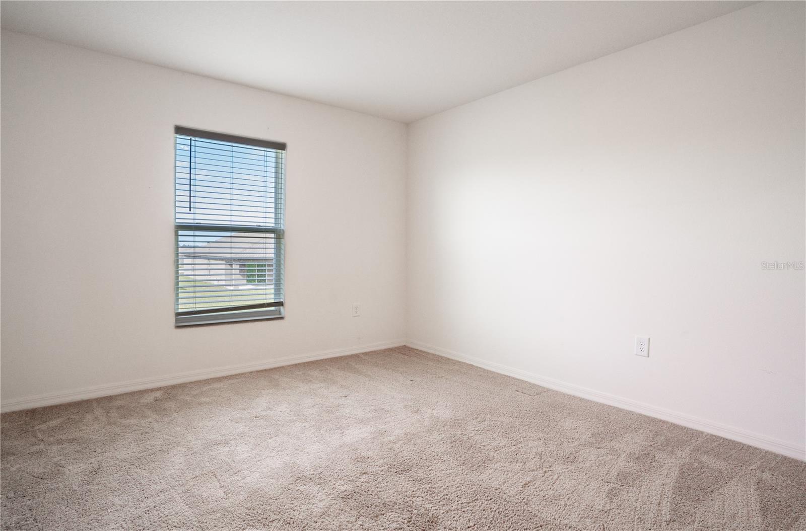 2053 AMBER SWEET CIR