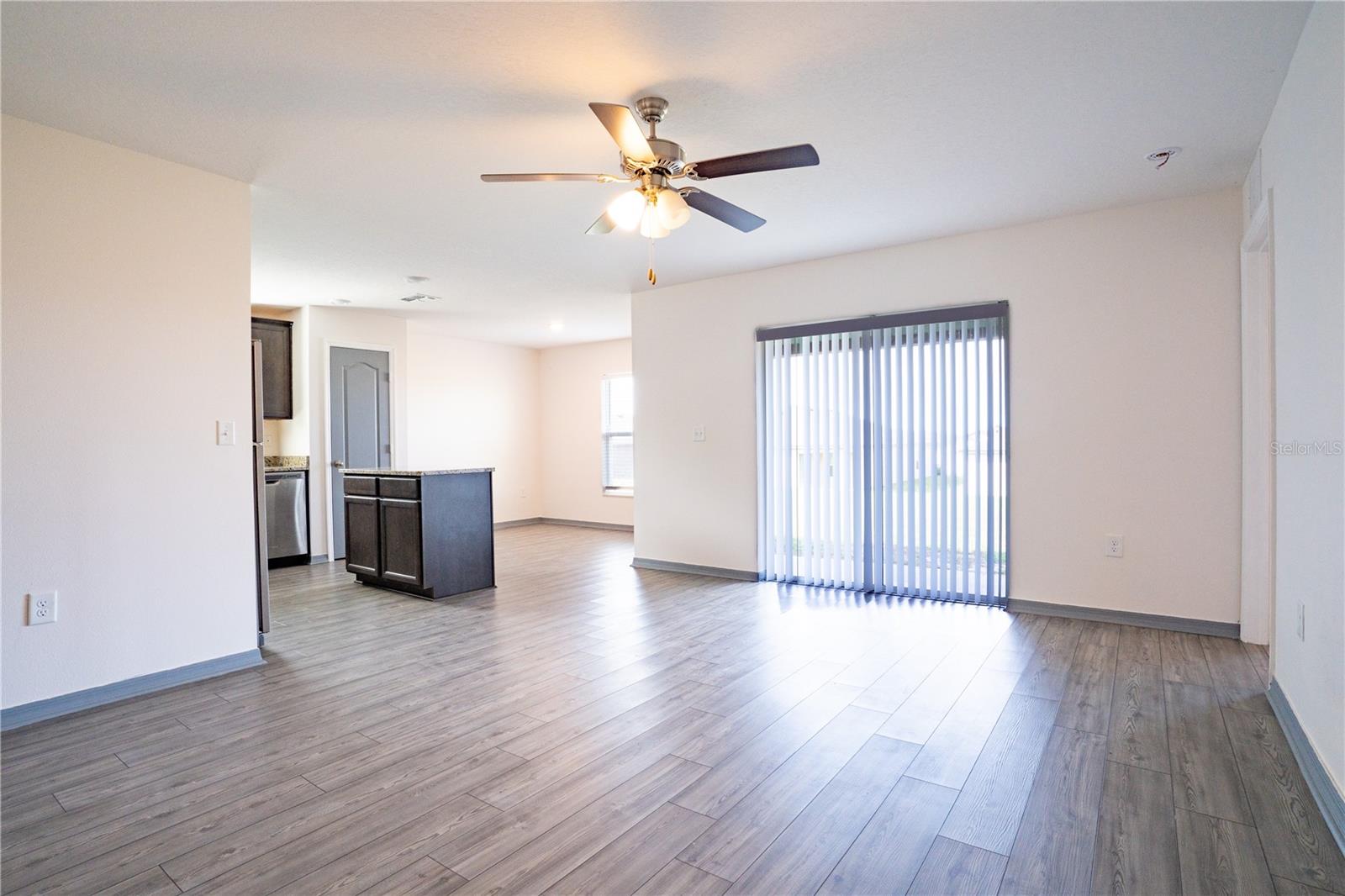 2053 AMBER SWEET CIR