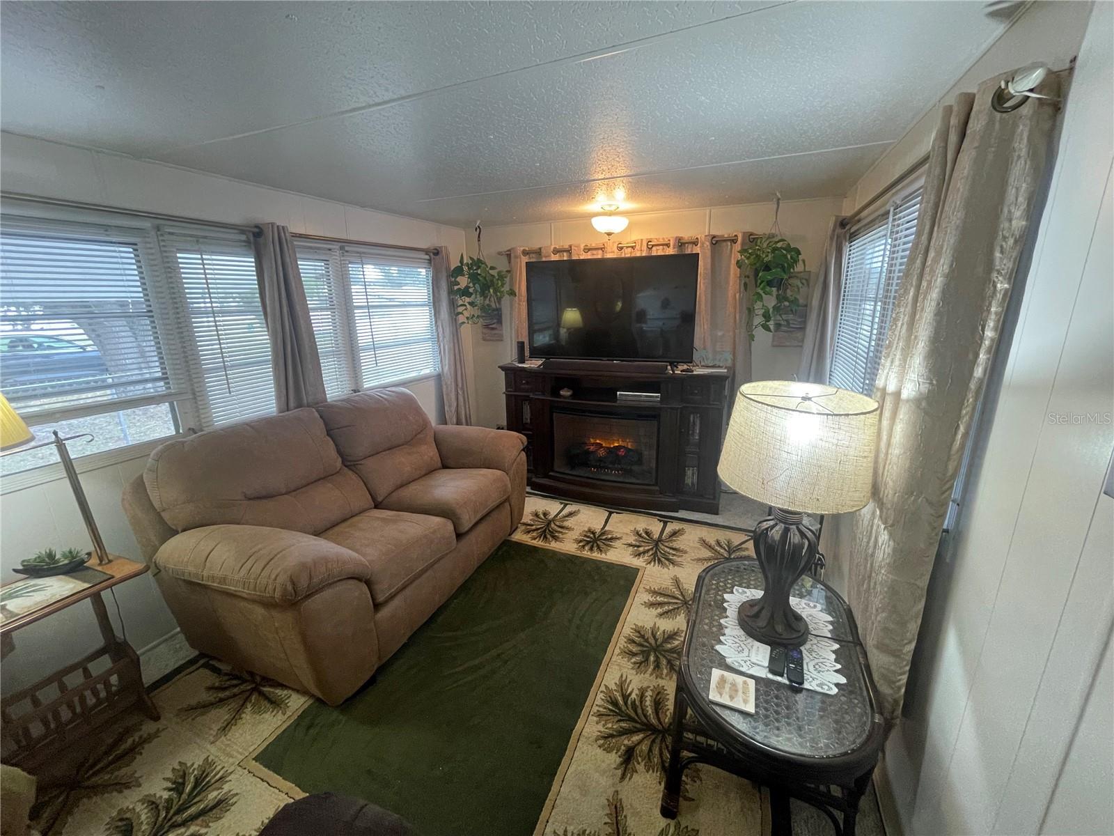 2449 STATE ROAD 17 S