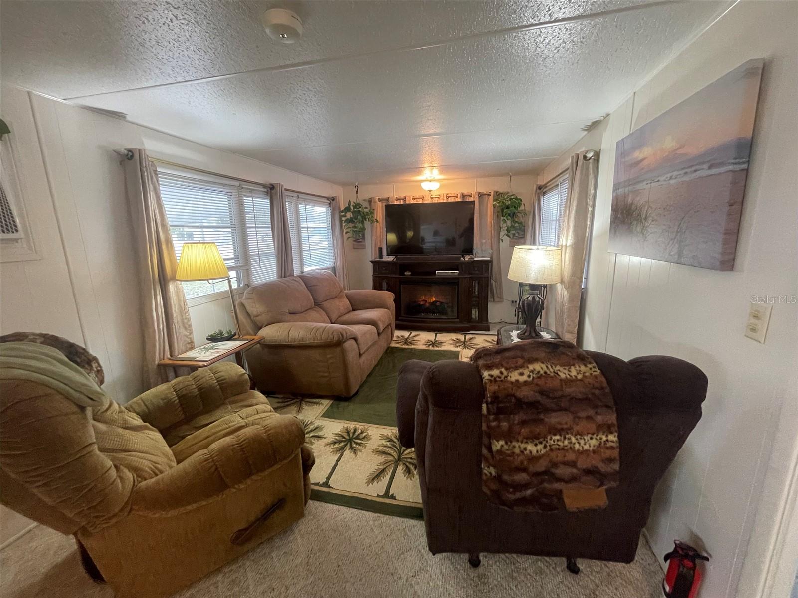 2449 STATE ROAD 17 S