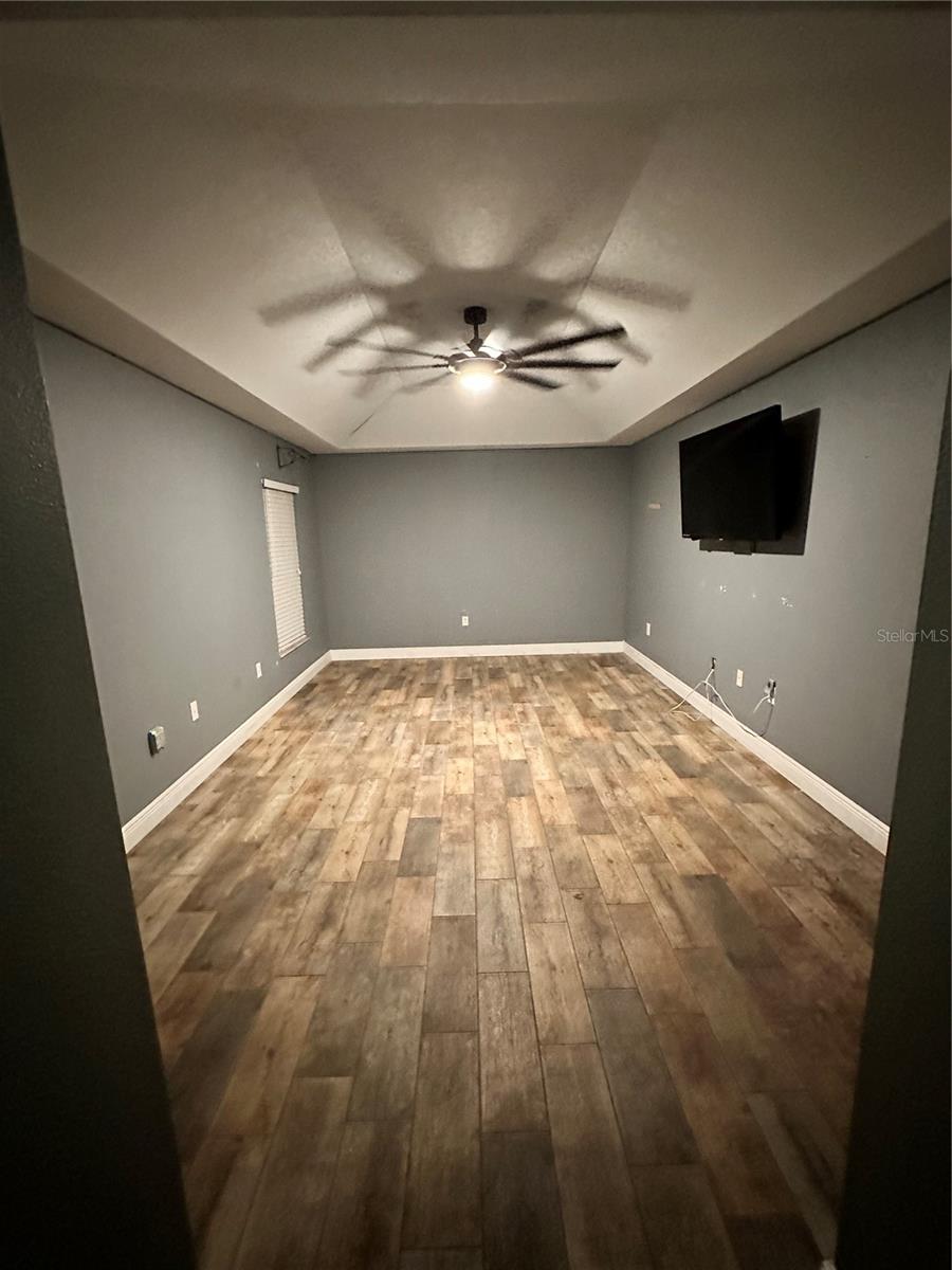 5960 WHITE TAIL LOOP