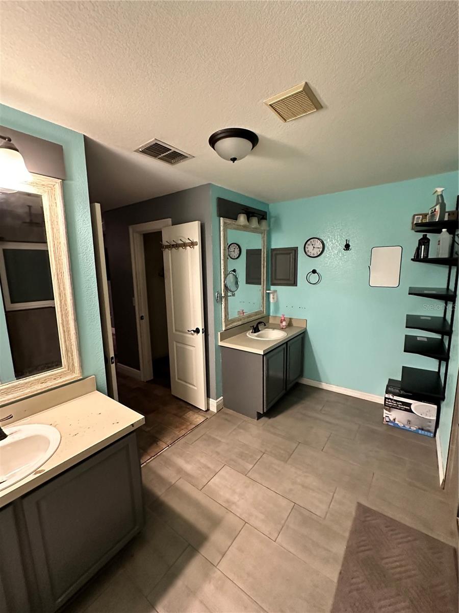 5960 WHITE TAIL LOOP