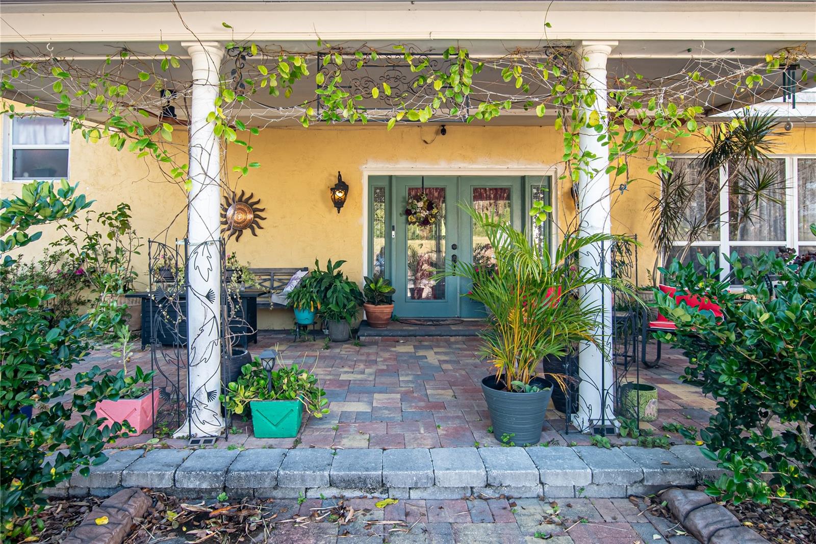 1301 S LAKE STARR BLVD