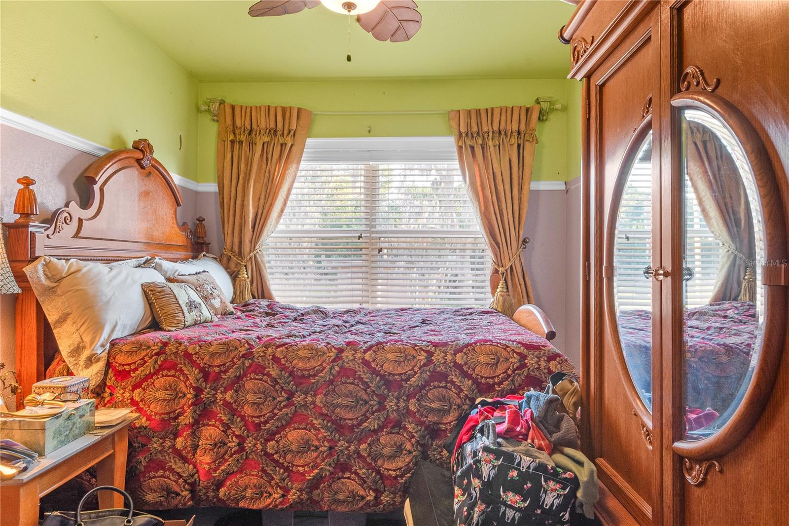 1301 S LAKE STARR BLVD