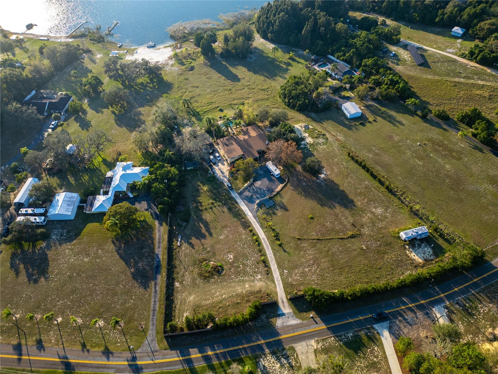 1301 S LAKE STARR BLVD