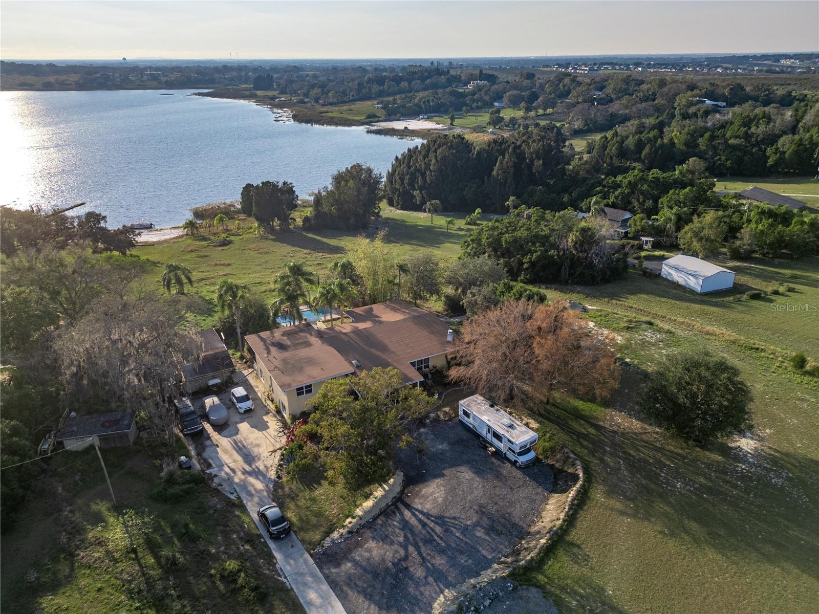 1301 S LAKE STARR BLVD