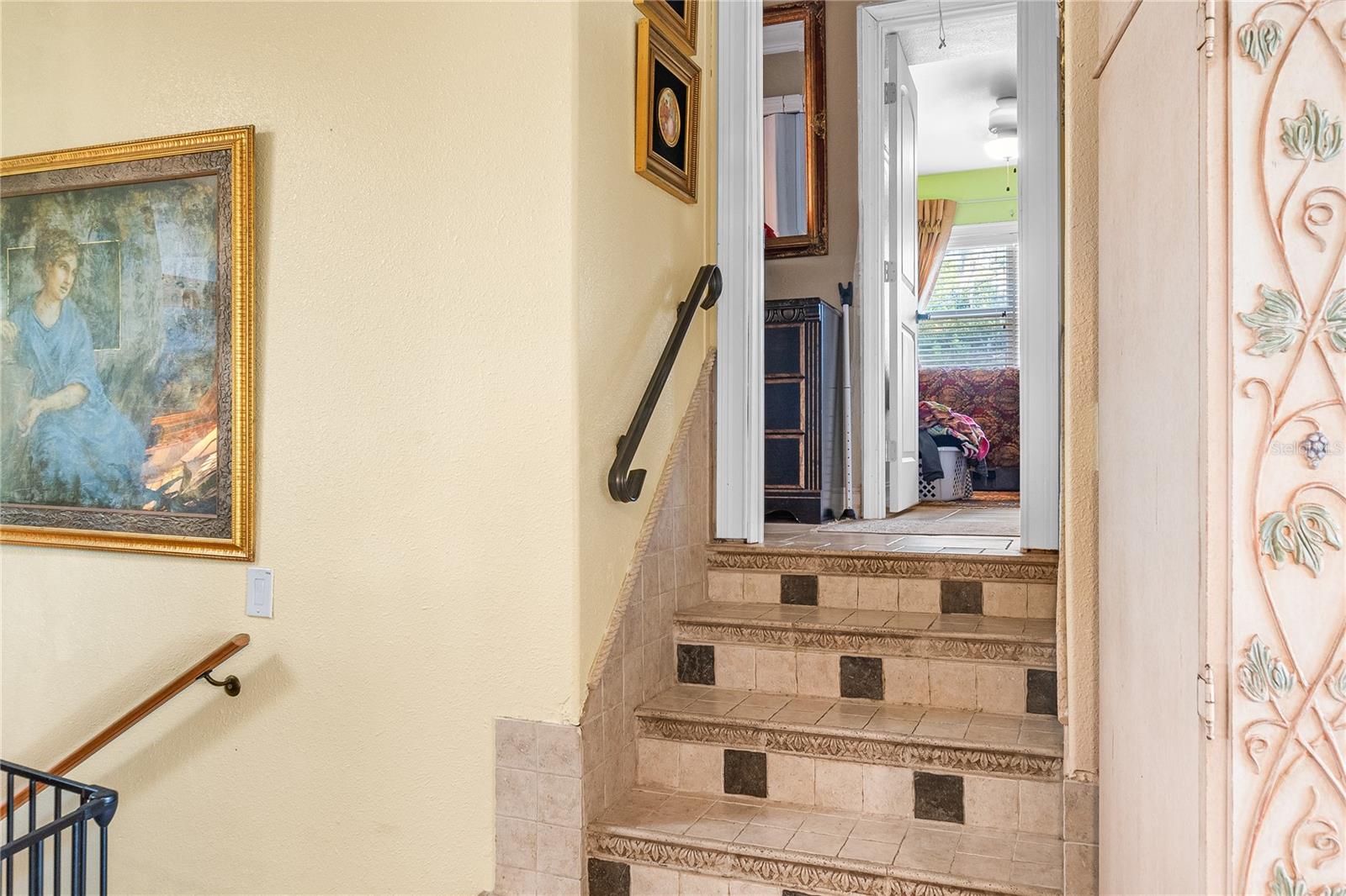 1301 S LAKE STARR BLVD