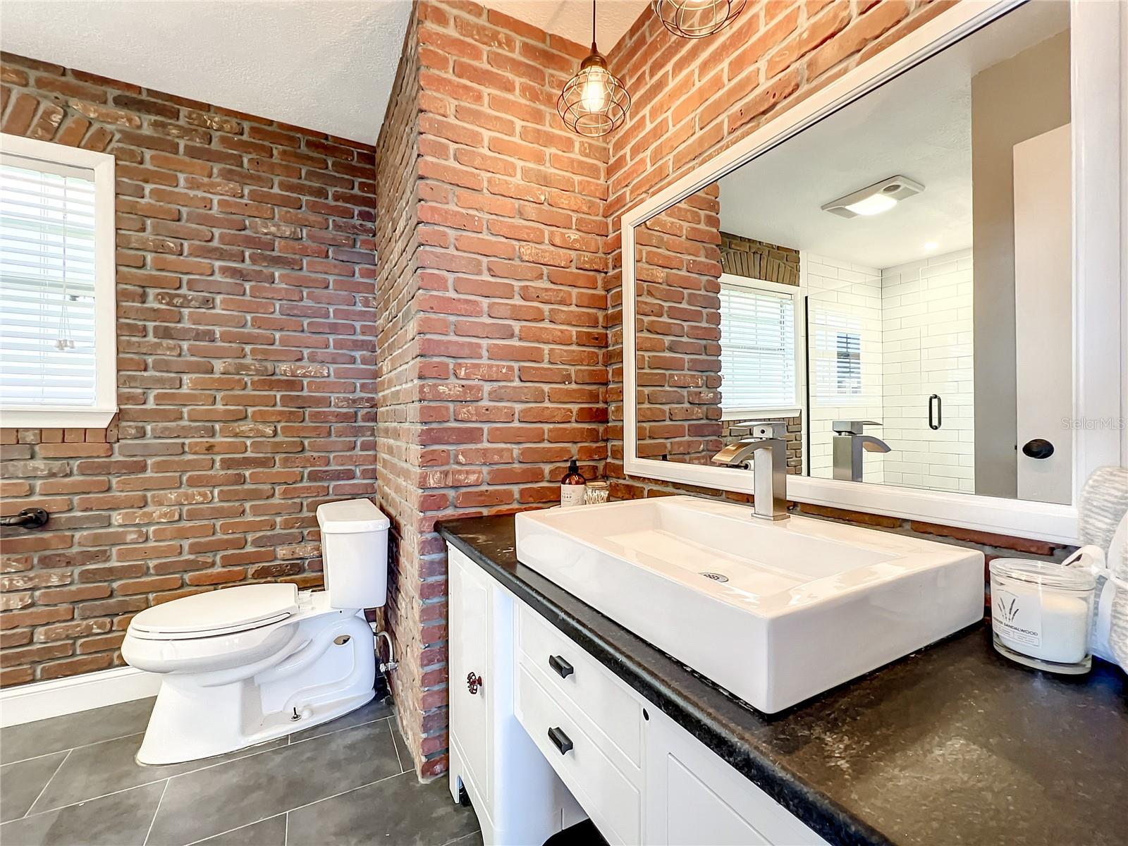 1218 LAKE ARIANA BLVD