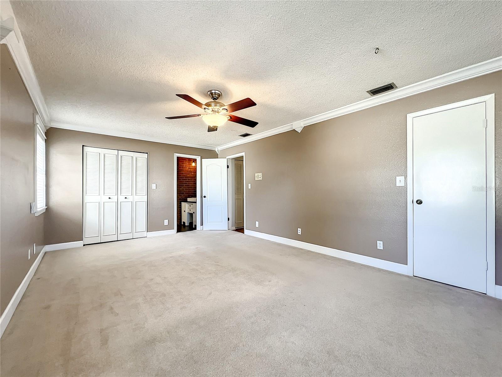 1218 LAKE ARIANA BLVD