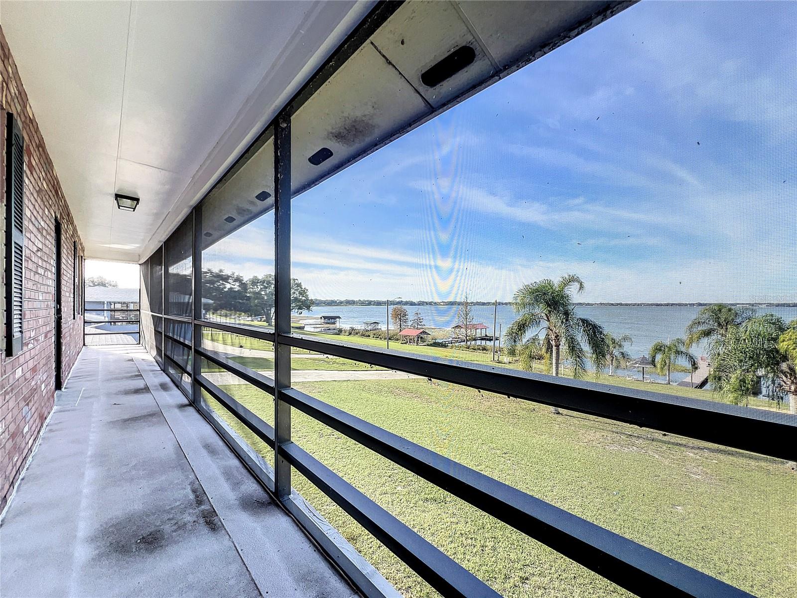 1218 LAKE ARIANA BLVD