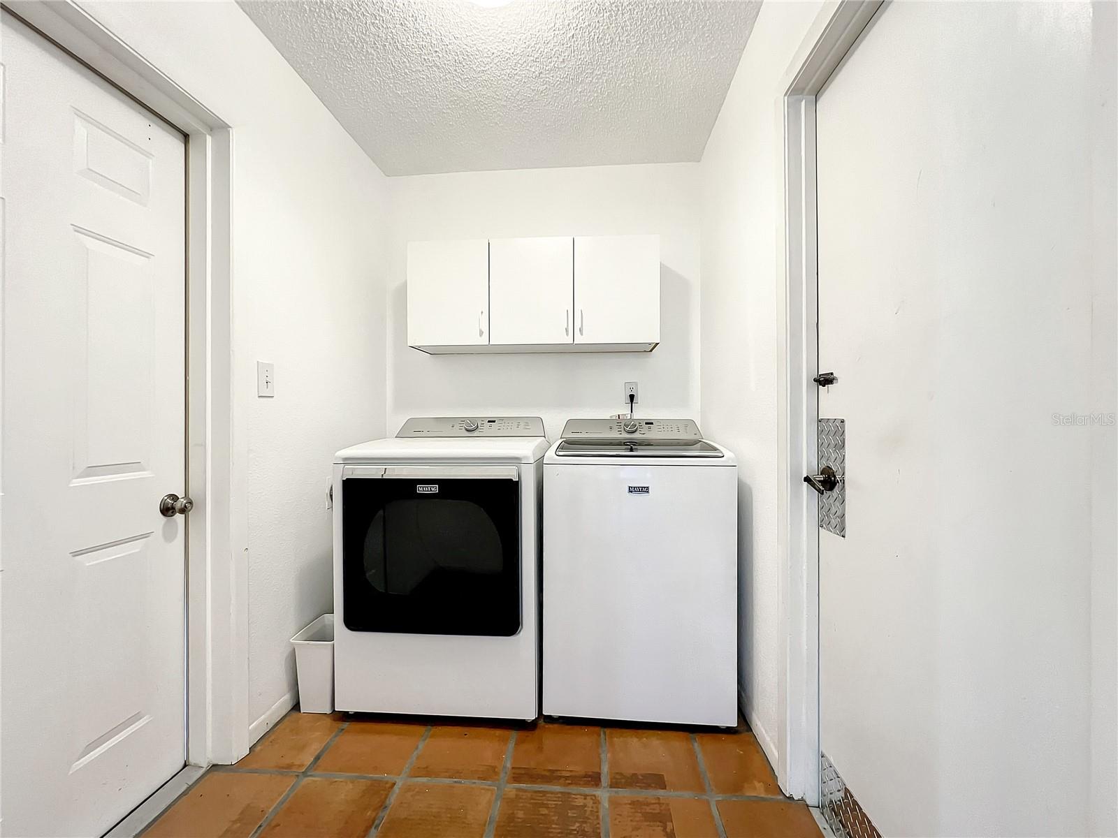 1218 LAKE ARIANA BLVD