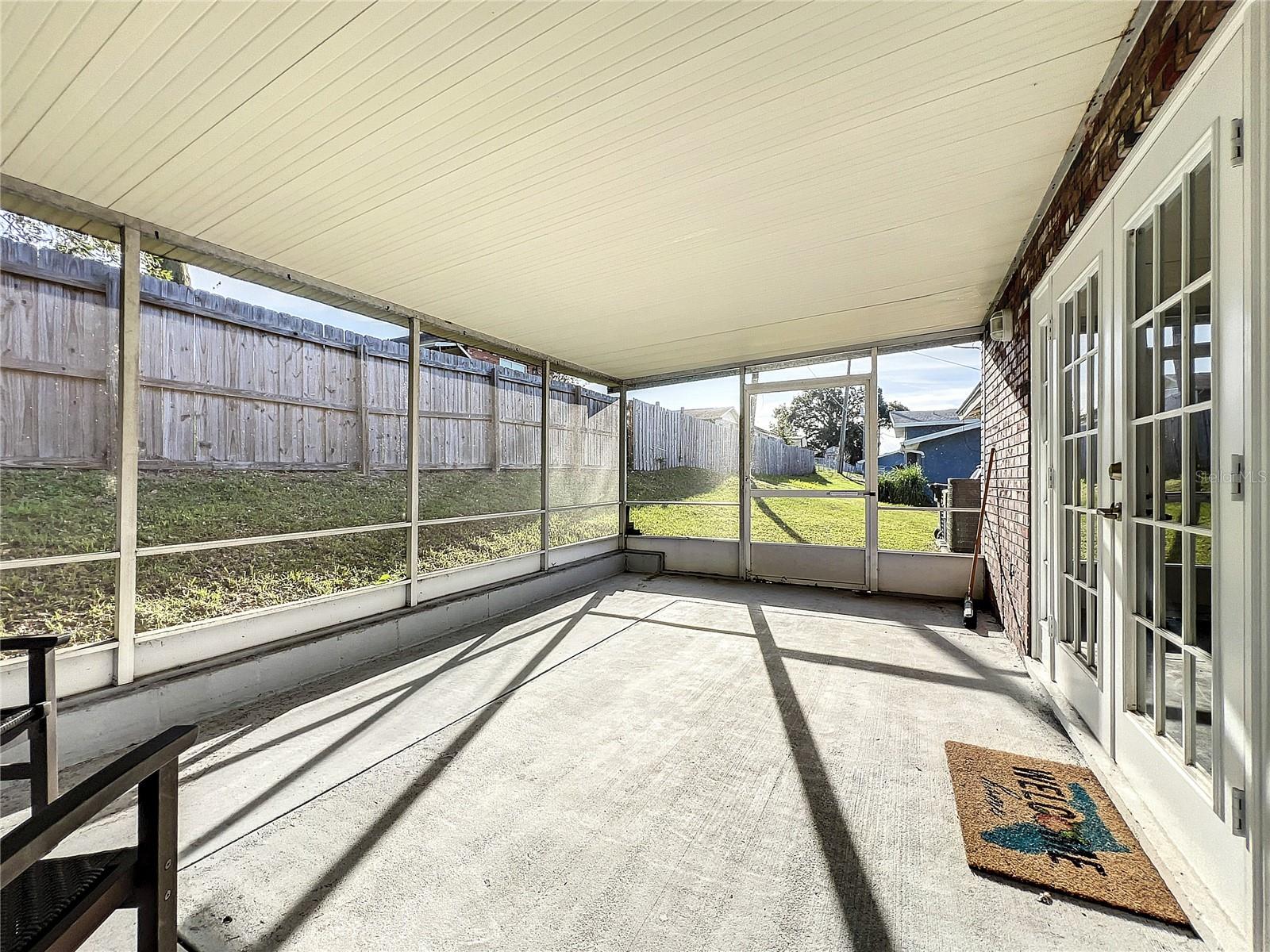 1218 LAKE ARIANA BLVD